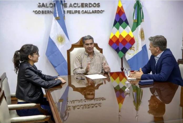 Capitanich y Rach Quiroga recibieron a Leandro Zdero