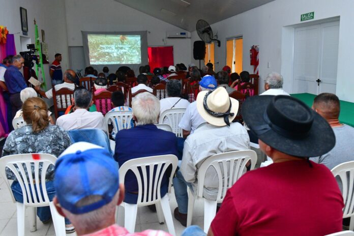 Cine en la casa de la solidaridad (1)
