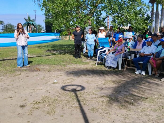Adultos mayores realizaron un paseo en bicicletas organizado por el IPS